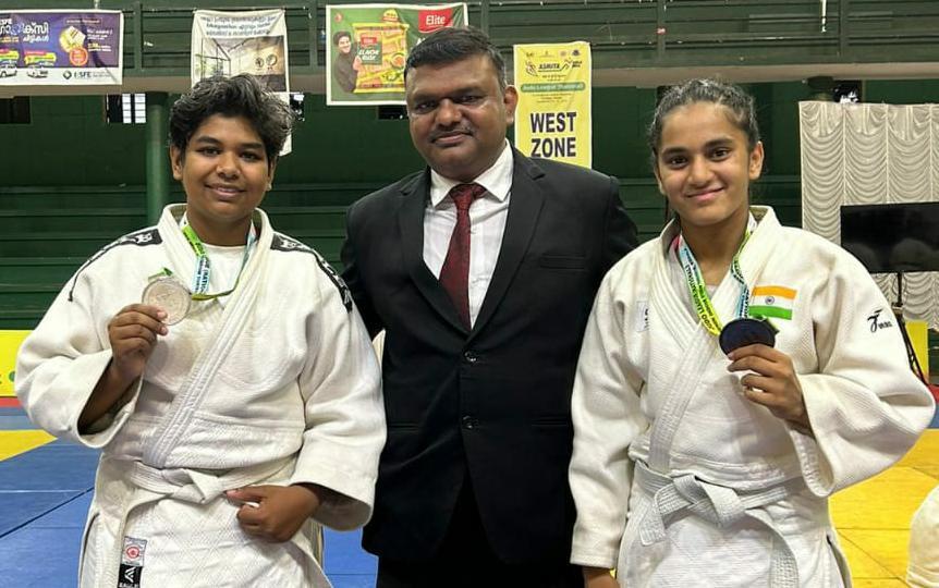 तनुजा वाघ आणि वैष्णवी खलाणे यांची खेलो इंडिया वुमेन्स लीग राष्ट्रीय स्तरावर पदकांची कमाई