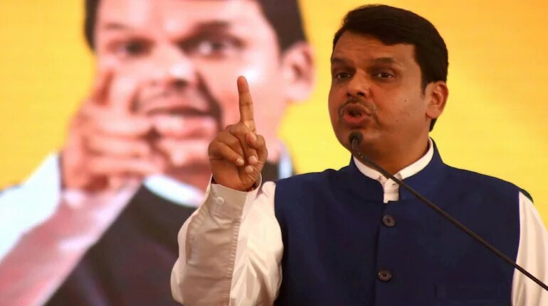 ''या'' कारणाने  मुख्यमंत्री देवेंद्र फडणवीस मंत्र्यांवर संतापले, नक्की काय घडलं ?