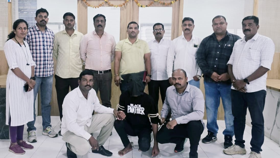 द्वारका वरील कराड बंधू चिवडा व भेळ भत्ता दुकानावर हल्ला करणारे आरोपी ताब्यात