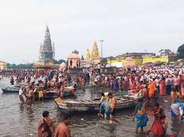 दुर्दैवी...! चंद्रभागेत स्नान करायला गेलेल्या भाविकाचा मृत्यू ; नेमकं काय घडलं?