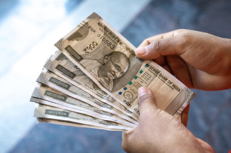 महत्त्वाचे ! सरकारी योजनेच्या लाभाचे पैसे ३ महिने बँकेत पडून राहिल्यास ती रक्कम शासनाजमा होणार ?