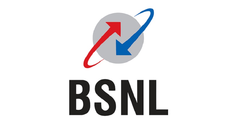 BSNL ची भन्नाट ऑफर ! फक्त 1 रुपयांत  2 जीबी डेटा, अनलिमिटेड कॉलिंग अन बरंच काही...